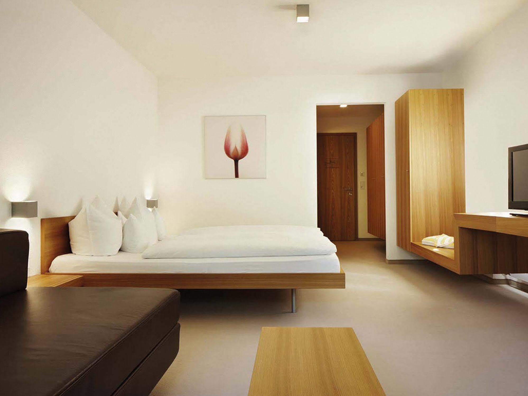 Hotel Krone In Au Au (Vorarlberg) Екстериор снимка
