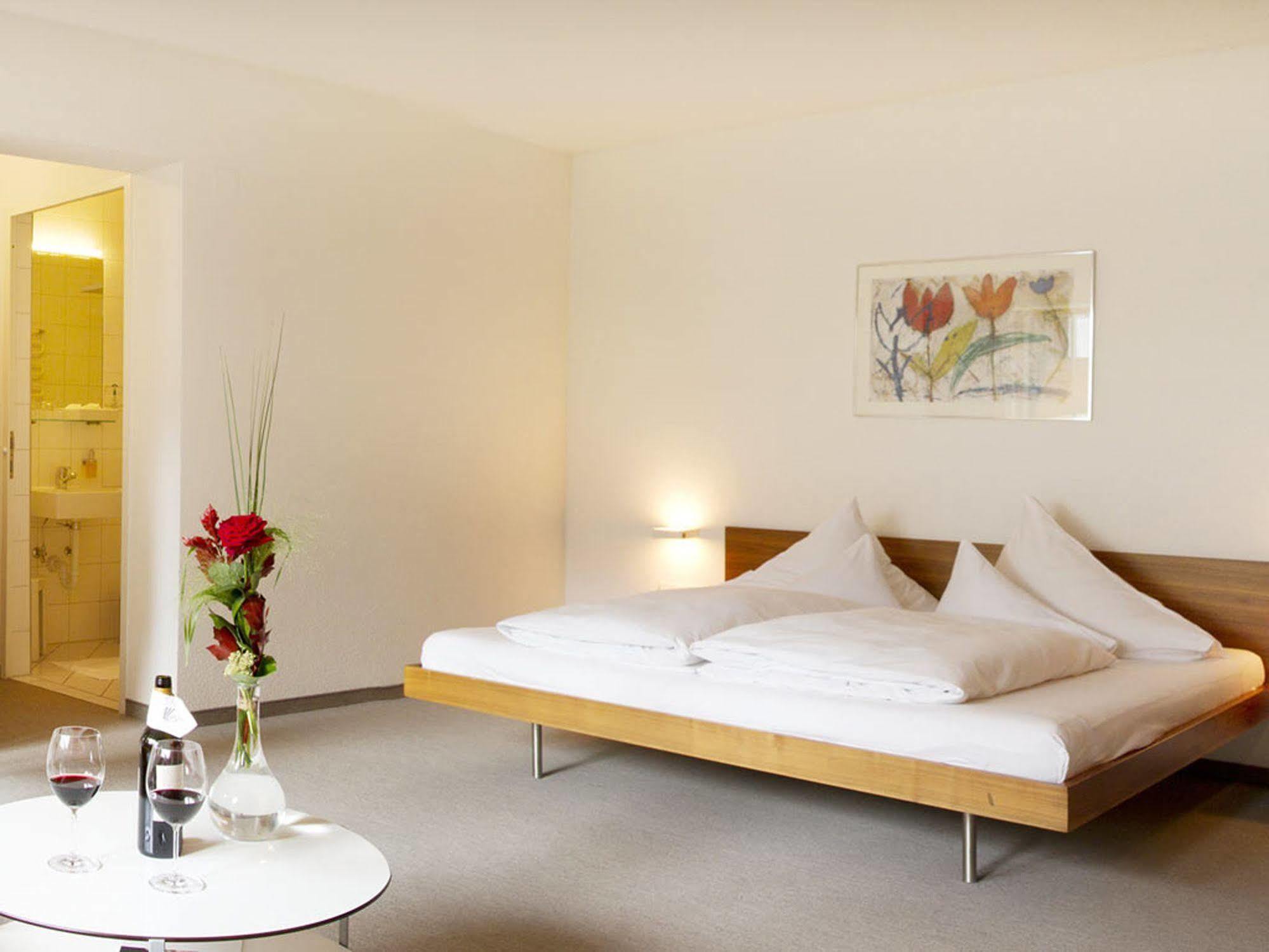 Hotel Krone In Au Au (Vorarlberg) Екстериор снимка