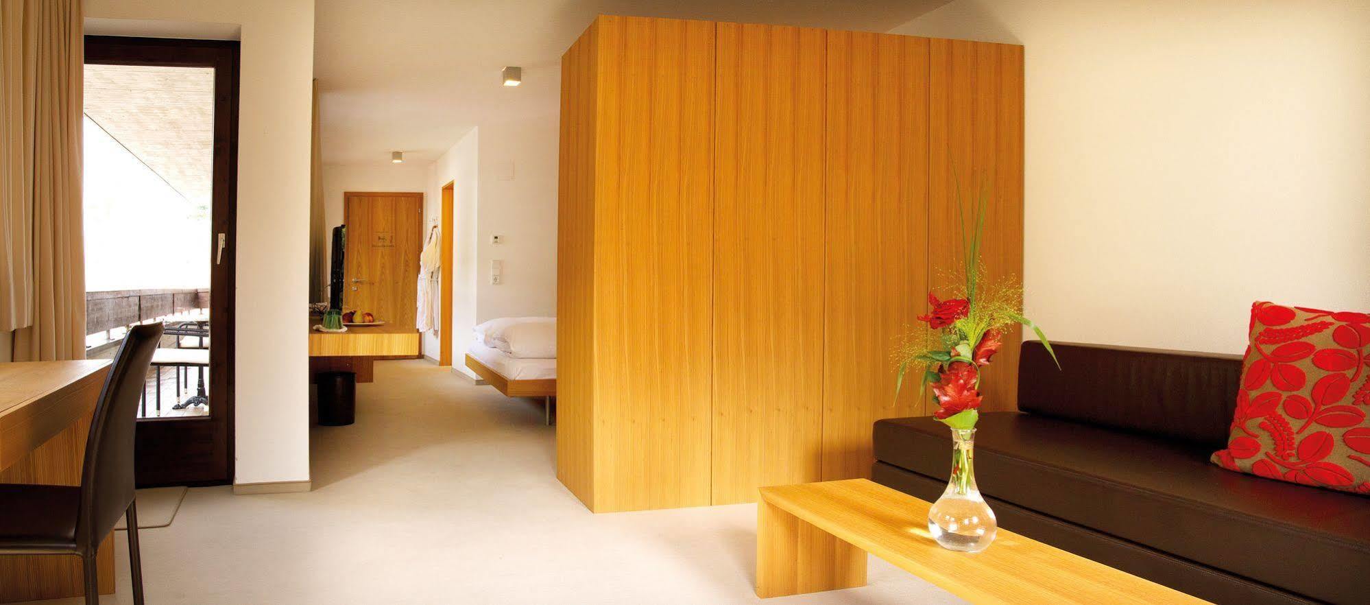 Hotel Krone In Au Au (Vorarlberg) Екстериор снимка