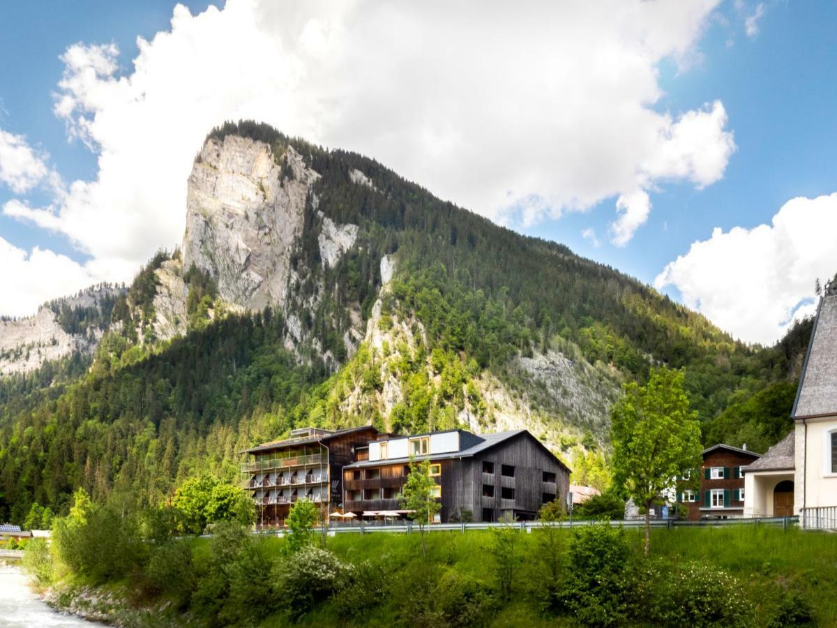 Hotel Krone In Au Au (Vorarlberg) Екстериор снимка