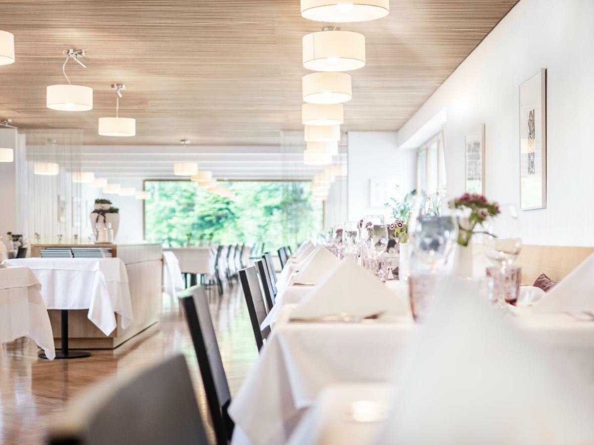 Hotel Krone In Au Au (Vorarlberg) Екстериор снимка